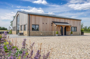 The Grove - Converted Cattle Barn